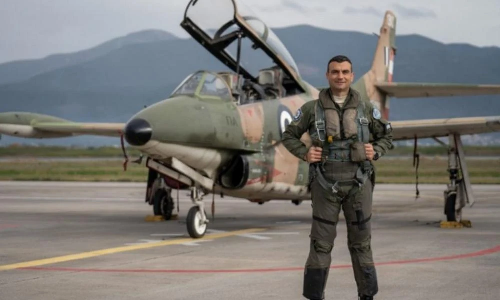 H Βουλή «υιοθετεί» τα παιδιά του επισμηναγού Κωστέα